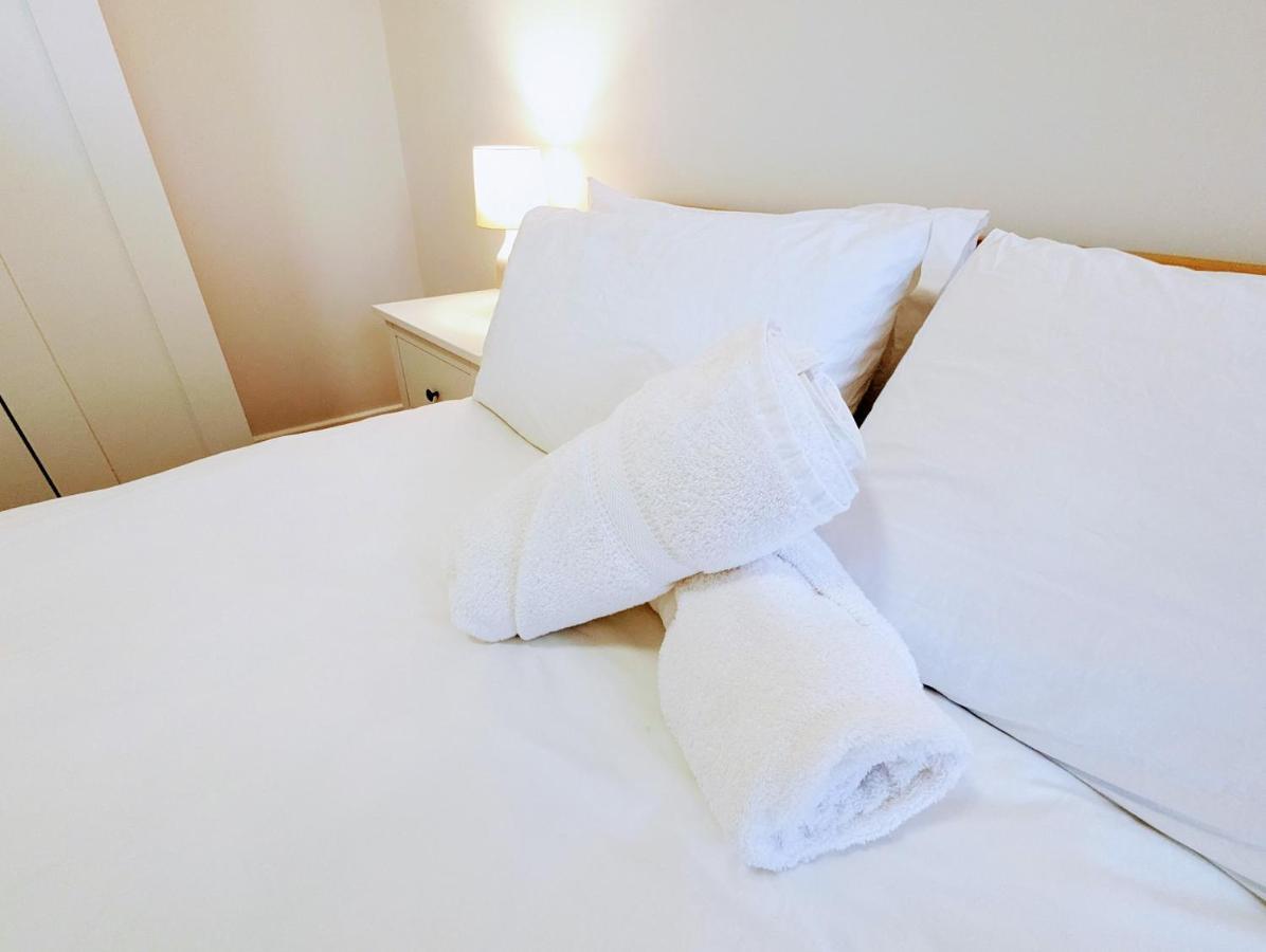 Blossom Holiday Lets - 94 Roseberry Cottages Гисбъро Екстериор снимка