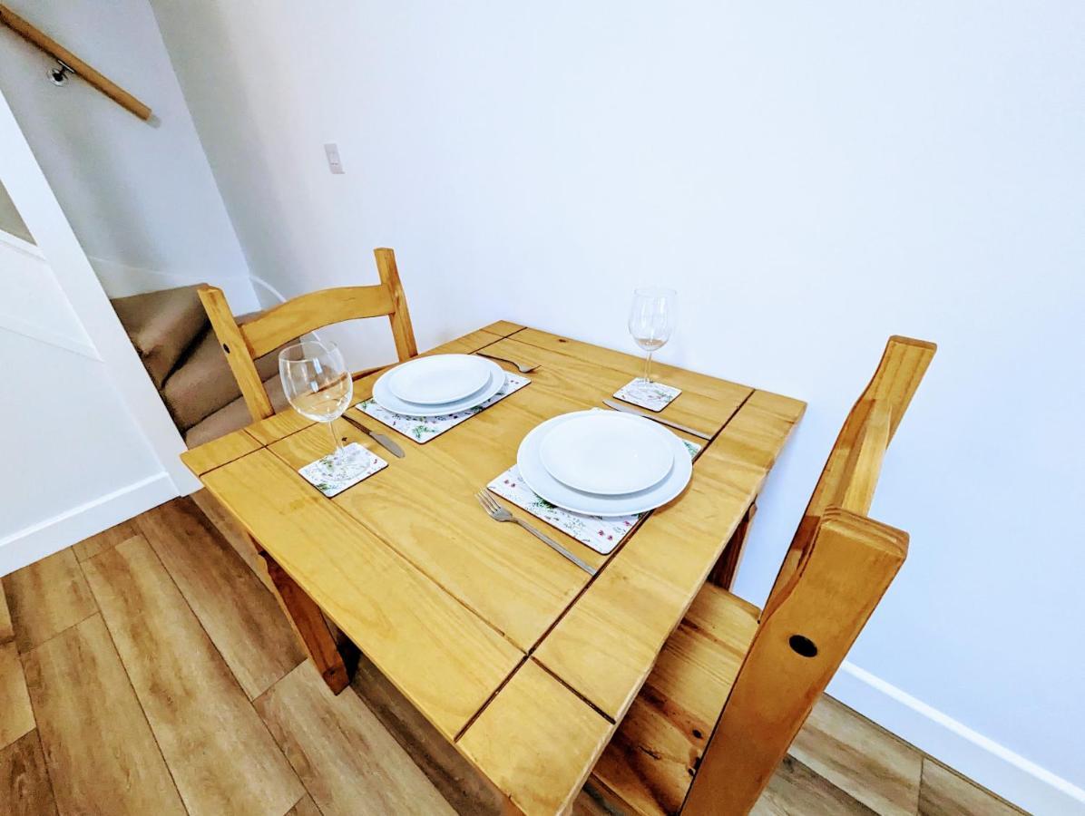 Blossom Holiday Lets - 94 Roseberry Cottages Гисбъро Екстериор снимка